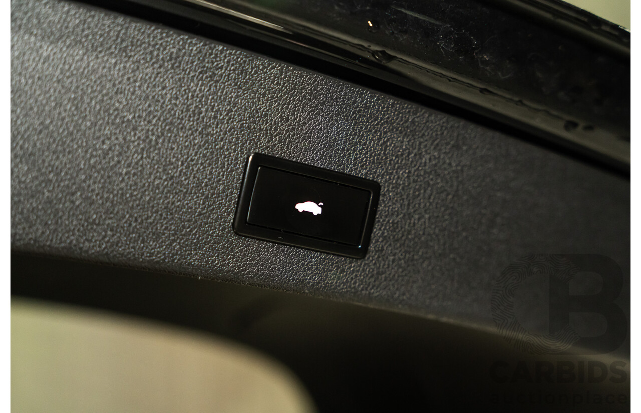 1/2011 Audi Q5 3.0 TDI Quattro (AWD) 8R MY11 4d Wagon Metallic Black Turbo Diesel V6 3.0L