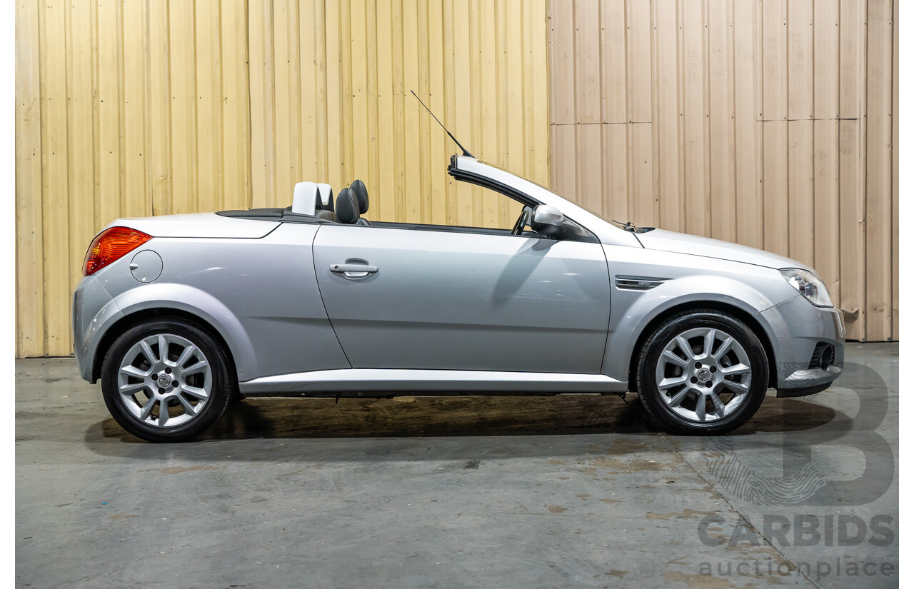 1/2006 Holden Tigra  XC MY06 2d Convertible Metallic Silver 1.8L