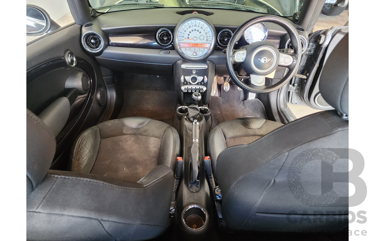 12/2009 Mini Cooper S FWD R56 2D Hatchback Black 1.6L