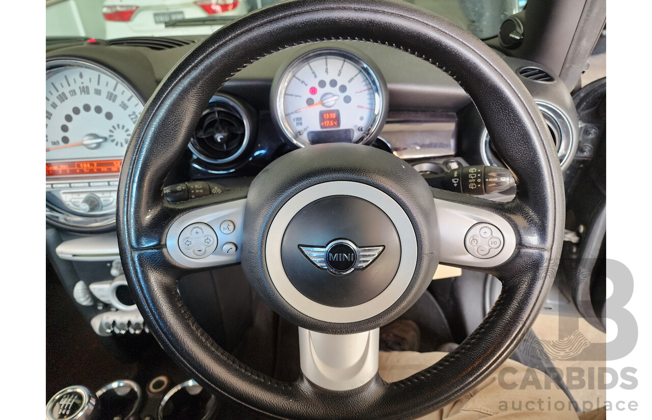 12/2009 Mini Cooper S FWD R56 2D Hatchback Black 1.6L