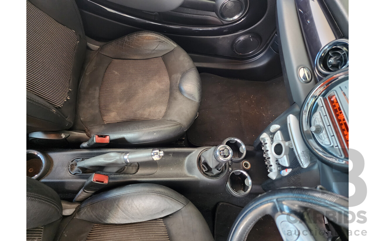12/2009 Mini Cooper S FWD R56 2D Hatchback Black 1.6L