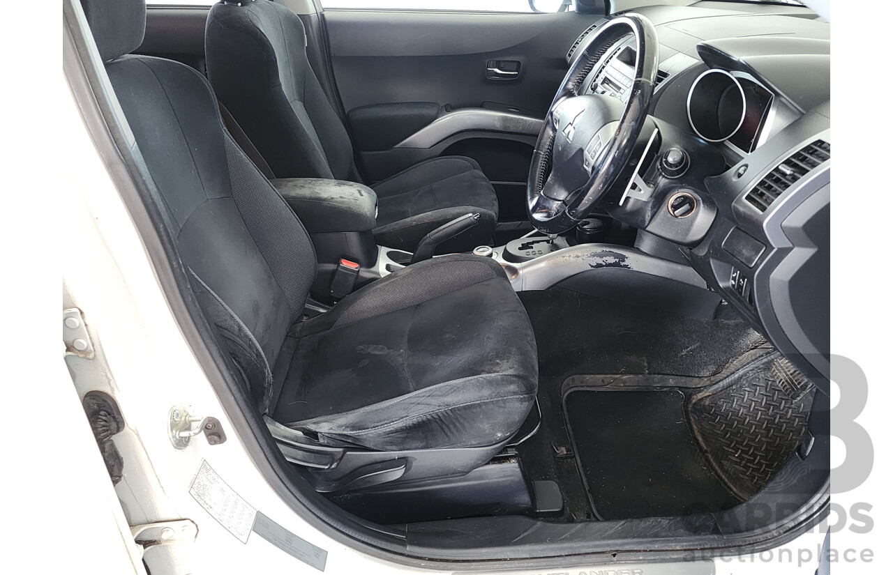 09/2007 Mitsubishi Outlander XLS 4x4 ZG 4D Wagon White 2.4L