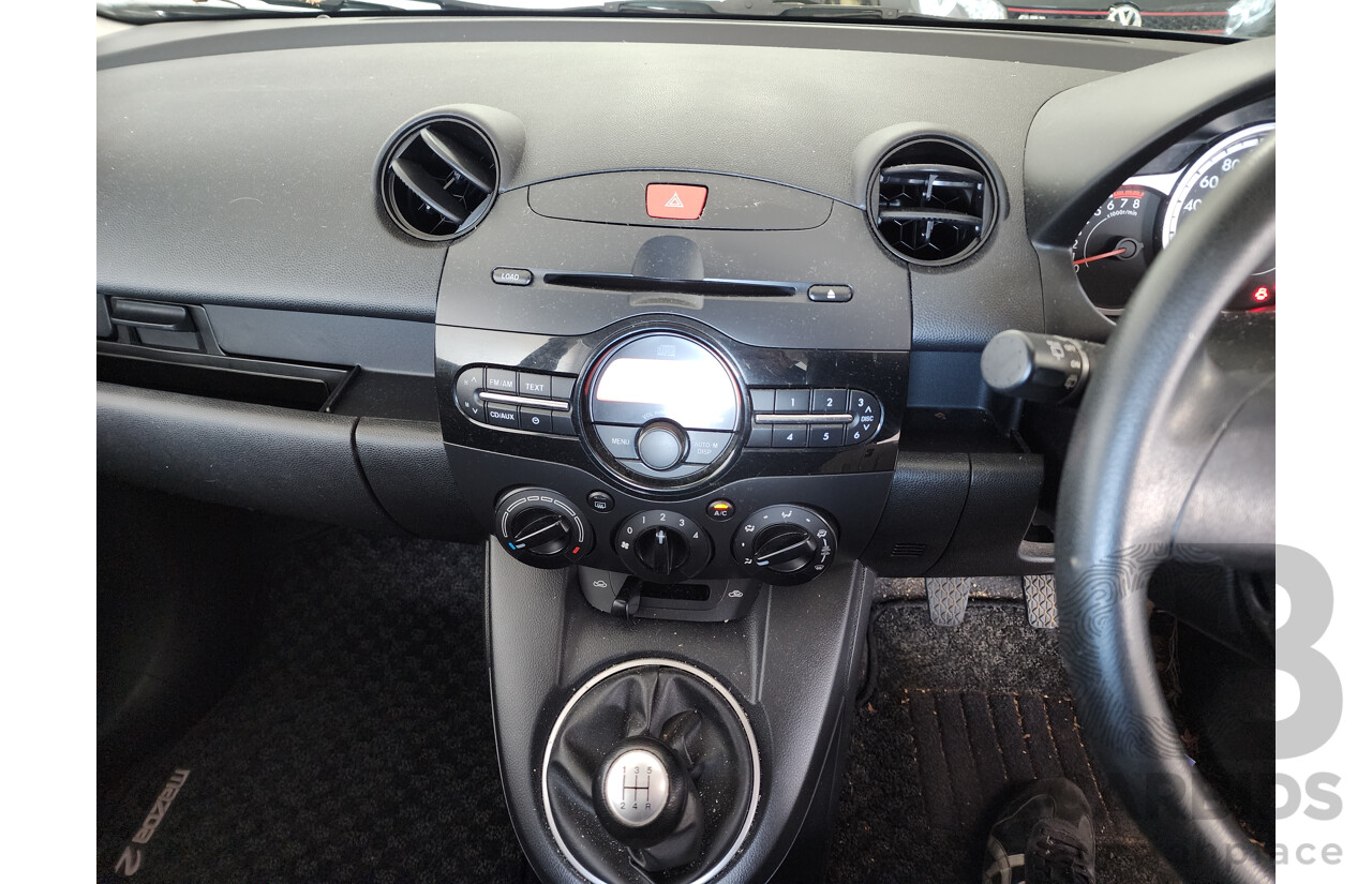 01/2011 Mazda Mazda2 NEO FWD DE MY10 5D Hatchback Grey 1.5L