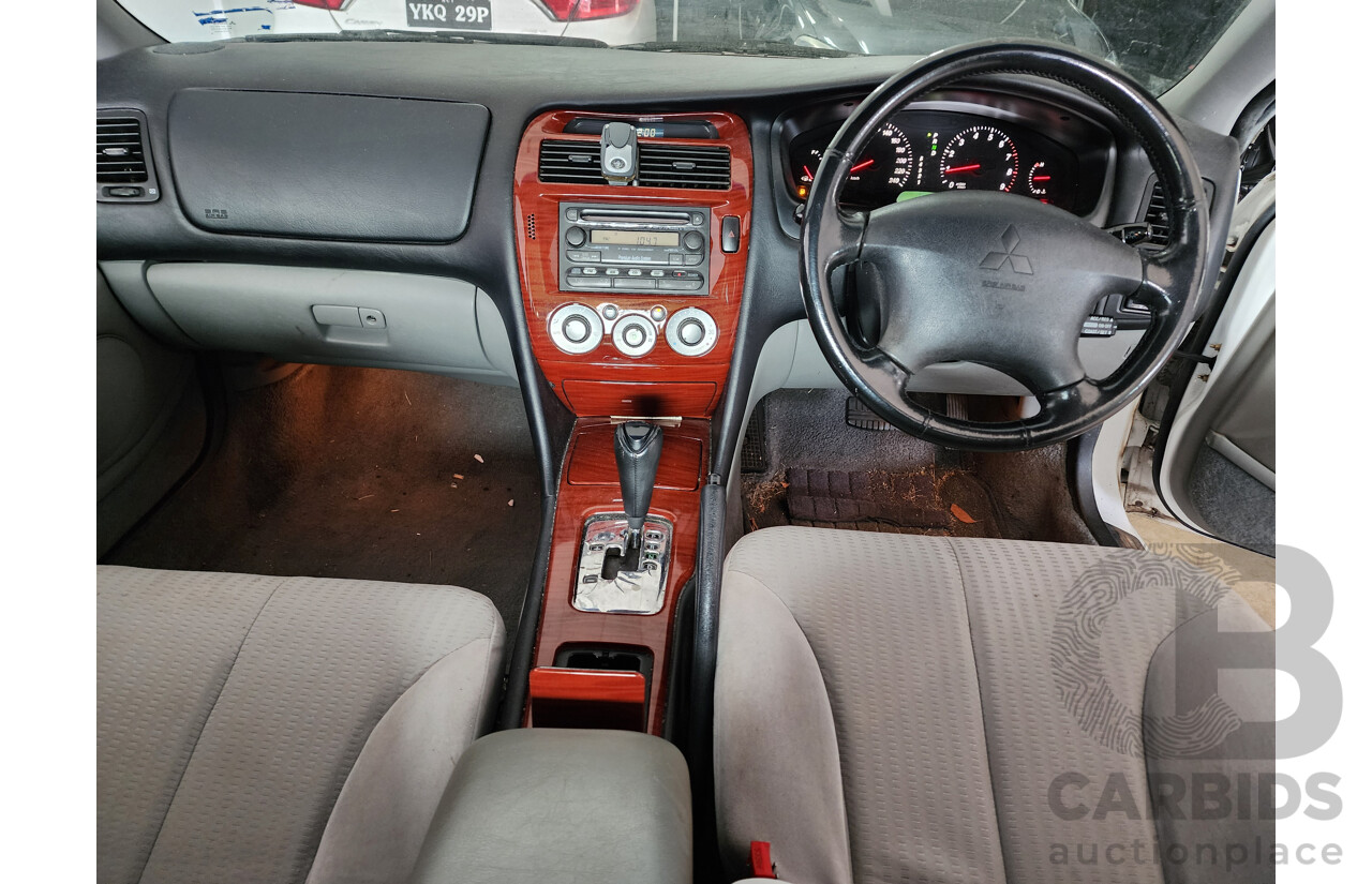 03/2004 Mitsubishi Verada Ei FWD KL 4D Sedan White 3.5L