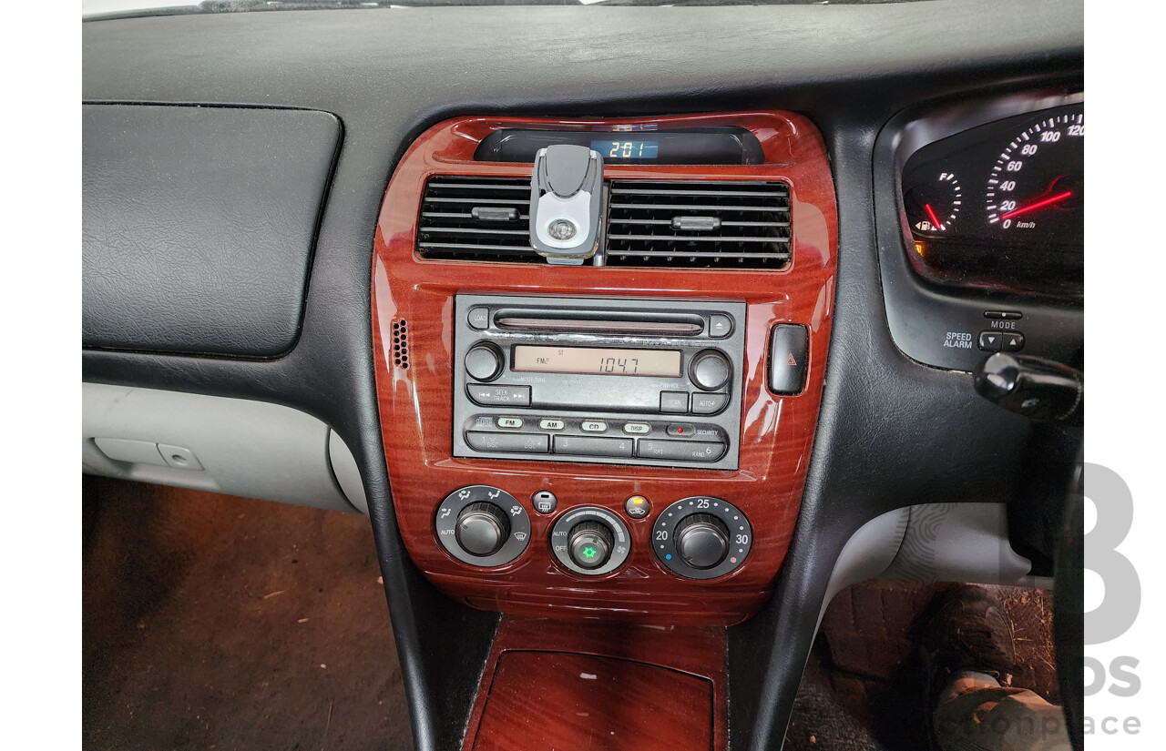 03/2004 Mitsubishi Verada Ei FWD KL 4D Sedan White 3.5L