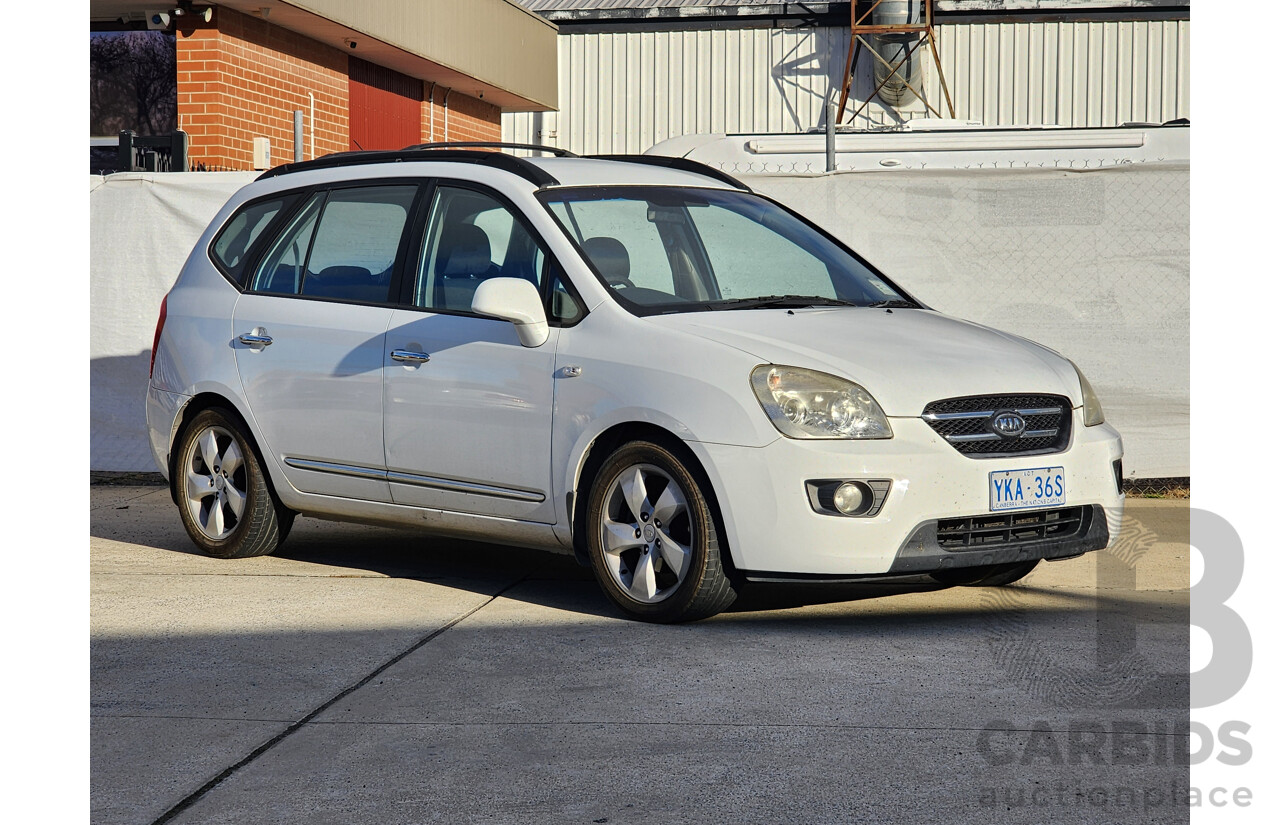 08/2008 Kia Rondo EX FWD UN 4D Wagon White 2.0L