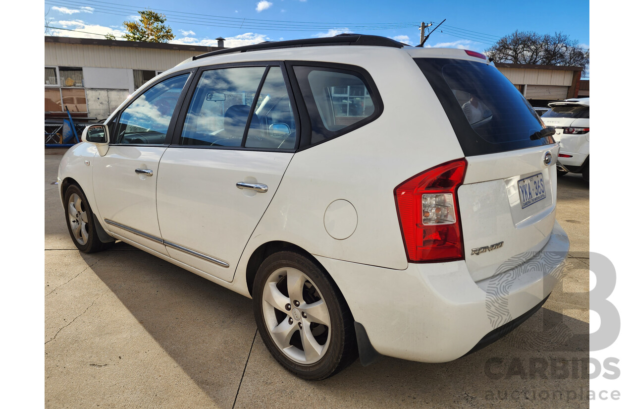 08/2008 Kia Rondo EX FWD UN 4D Wagon White 2.0L