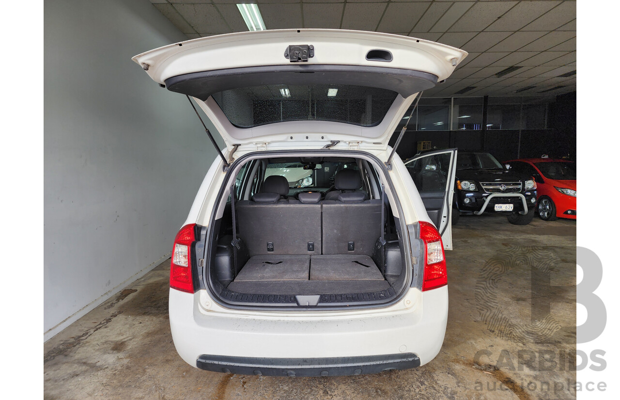 08/2008 Kia Rondo EX FWD UN 4D Wagon White 2.0L