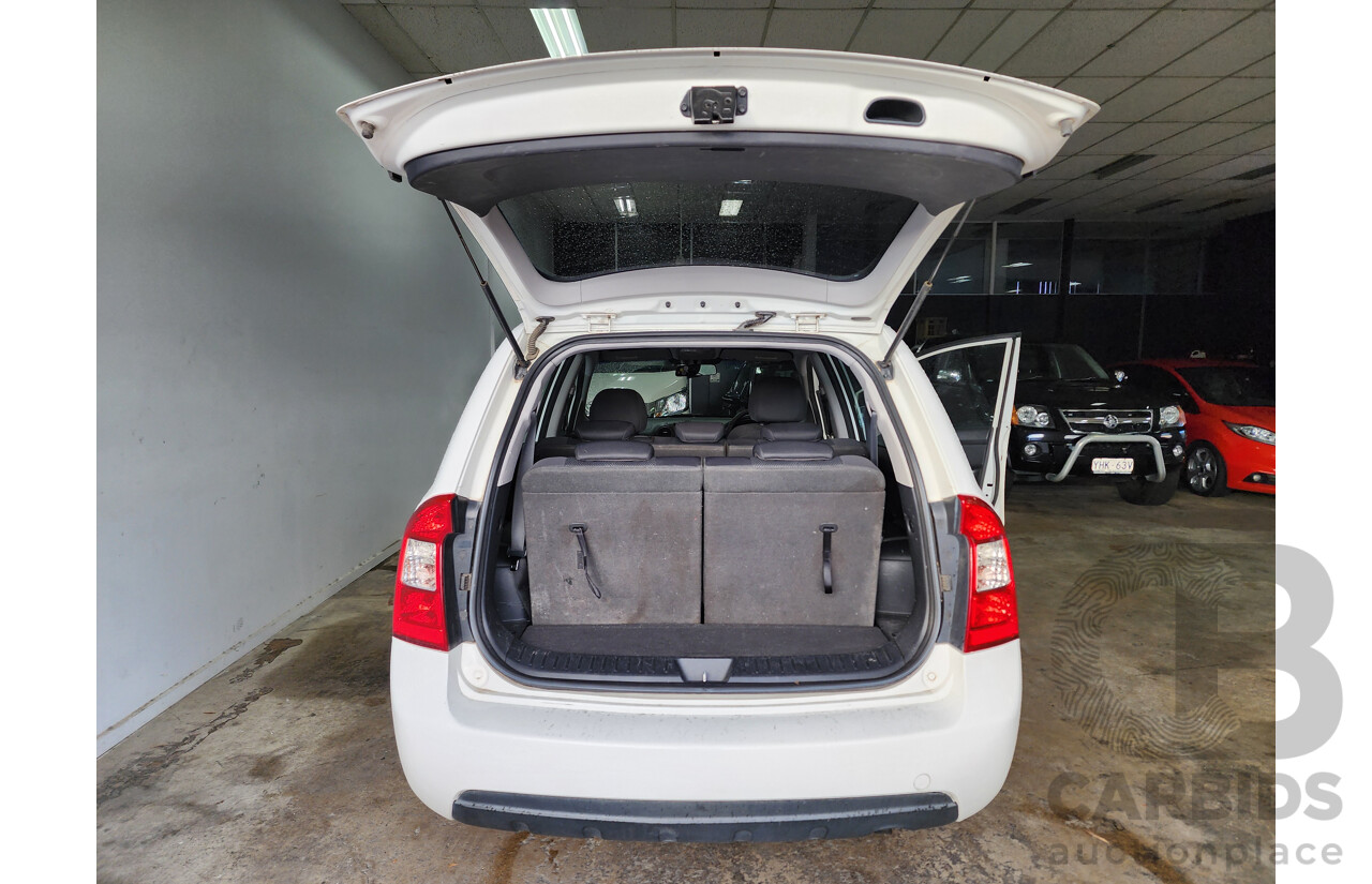 08/2008 Kia Rondo EX FWD UN 4D Wagon White 2.0L