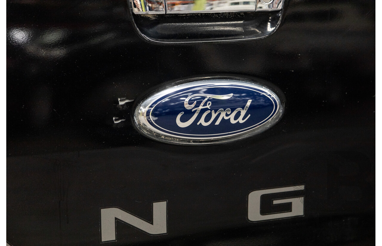 6/2013 Ford Ranger XLT 3.2 (4x4) PX 4d Dual Cab Utility Black Turbo Diesel 3.2L