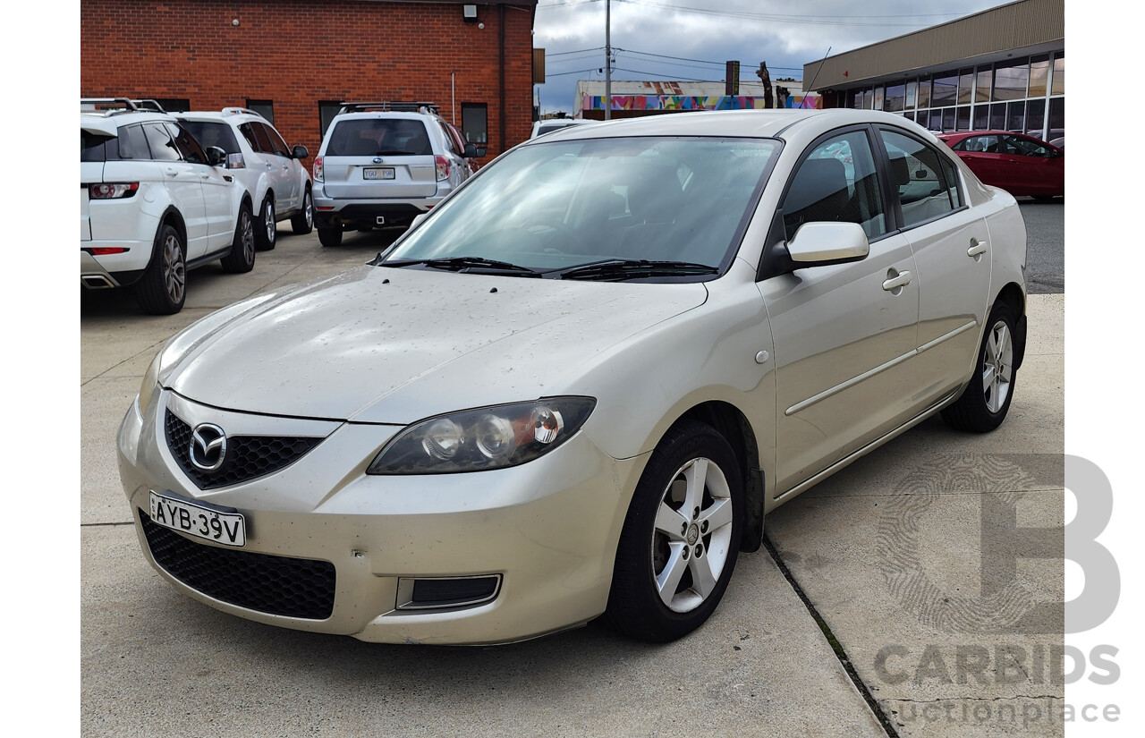 03/2006 Mazda Mazda3 MAXX FWD BK 4D Sedan Silver 2.0L