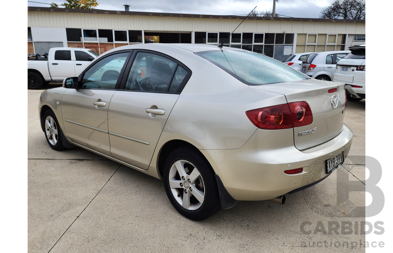 03/2006 Mazda Mazda3 MAXX FWD BK 4D Sedan Silver 2.0L