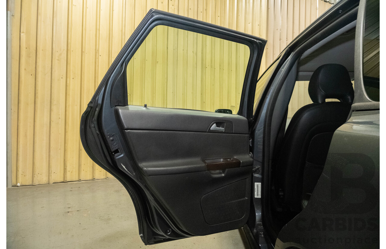 3/2006 Volvo V50 2.4 MS 4d Wagon Metallic Grey 2.4L