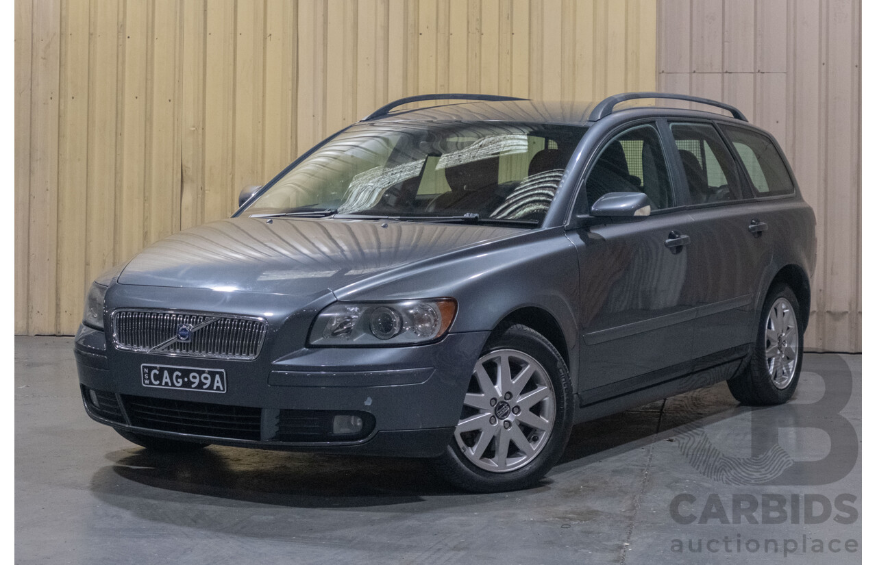 3/2006 Volvo V50 2.4 MS 4d Wagon Metallic Grey 2.4L