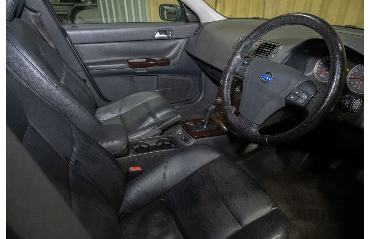 3/2006 Volvo V50 2.4 MS 4d Wagon Metallic Grey 2.4L