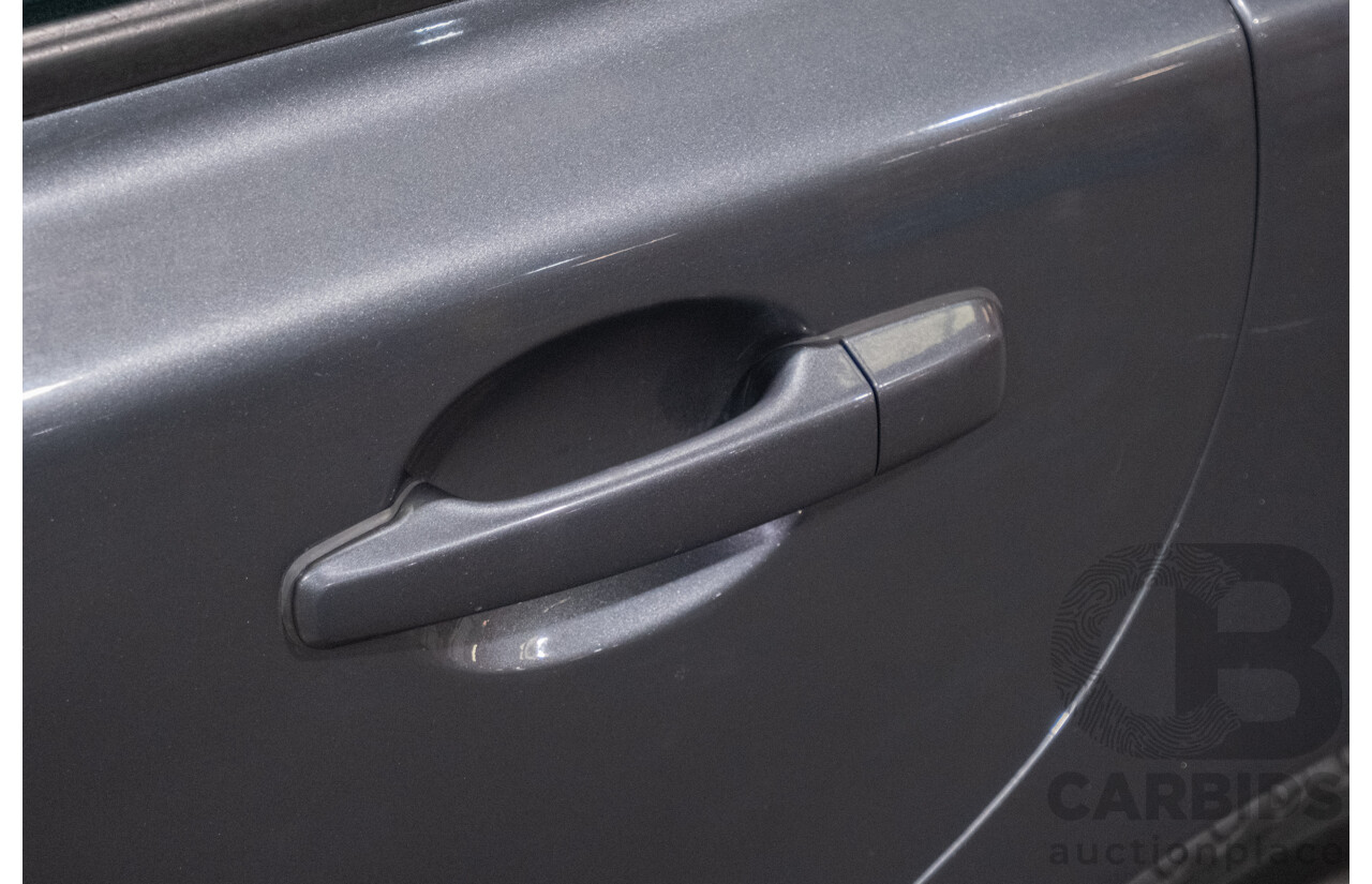 3/2006 Volvo V50 2.4 MS 4d Wagon Metallic Grey 2.4L