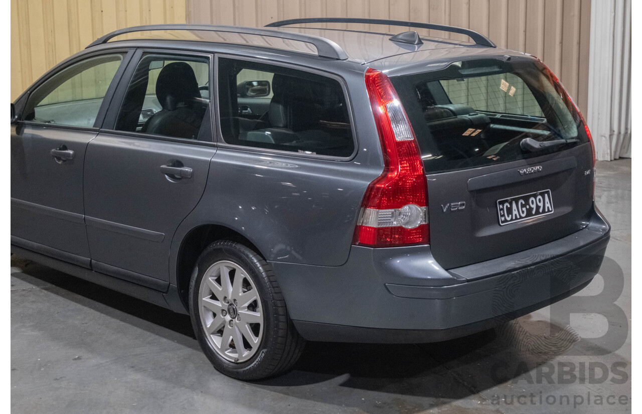 3/2006 Volvo V50 2.4 MS 4d Wagon Metallic Grey 2.4L