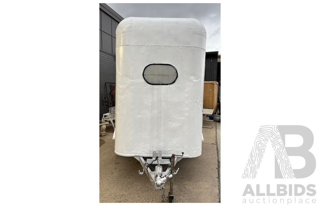 01/1980 Home-Built Dual Axle Horse Float