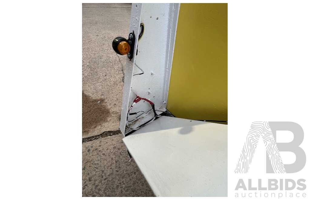 01/1980 Home-Built Dual Axle Horse Float