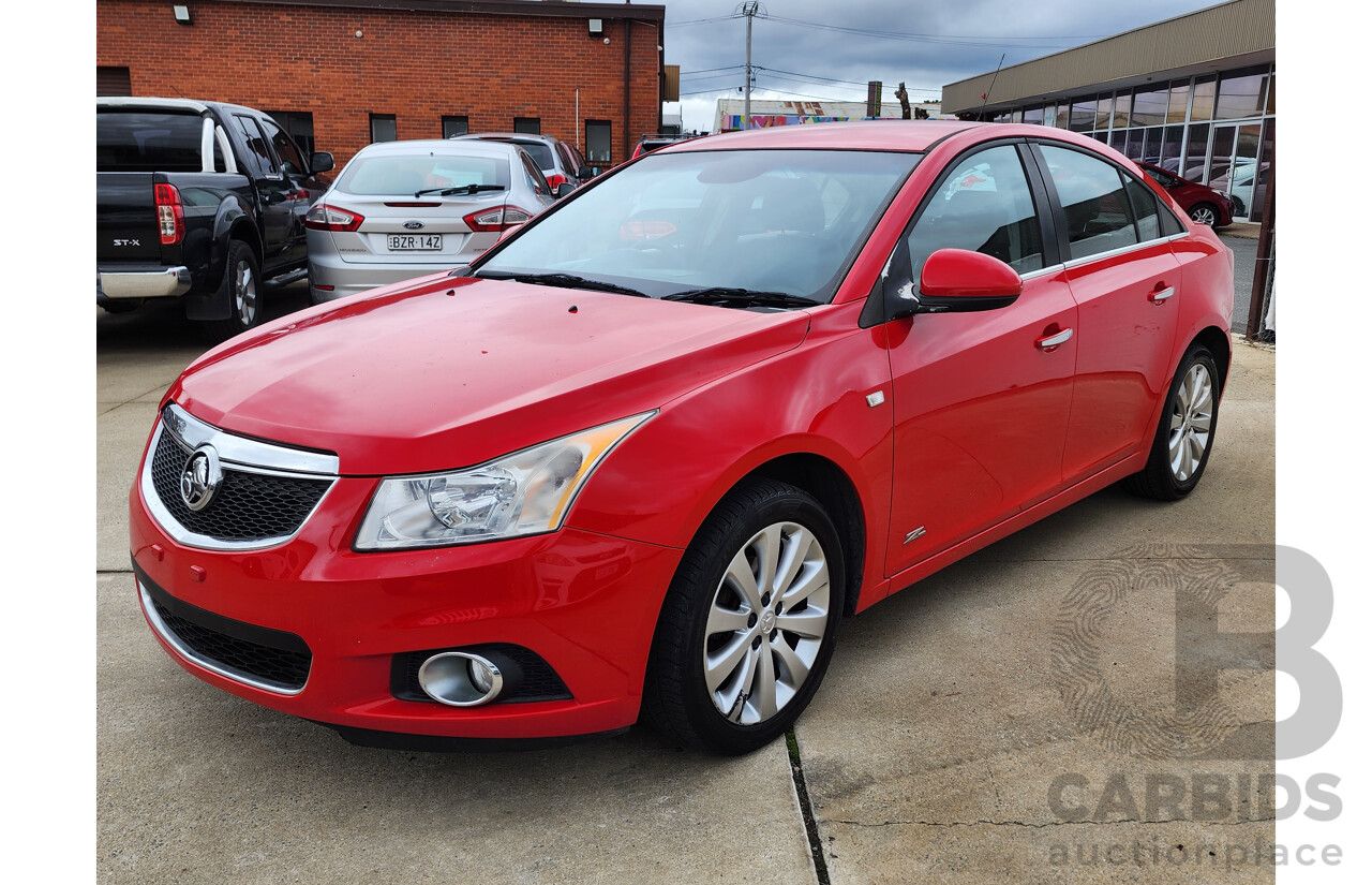 11/2014 Holden Cruze Z-SERIES FWD JH MY14 4D Sedan Red 1.8L