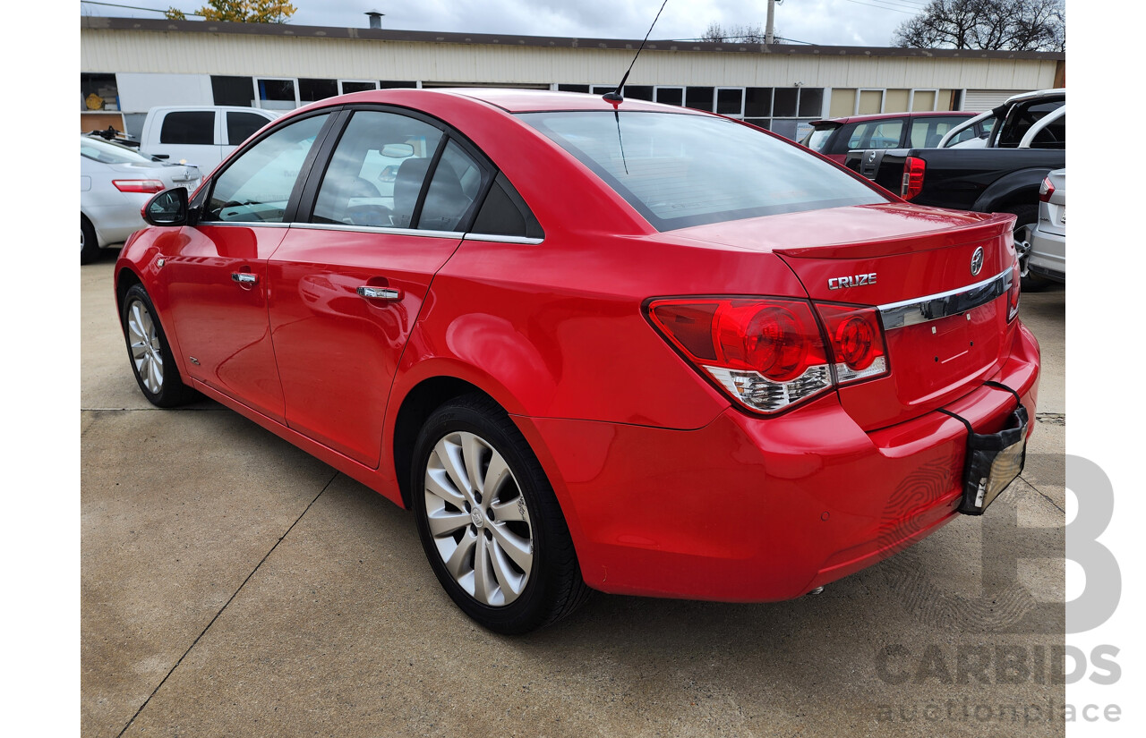 11/2014 Holden Cruze Z-SERIES FWD JH MY14 4D Sedan Red 1.8L