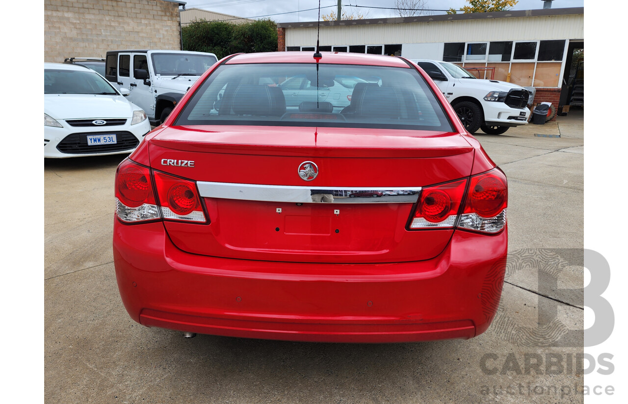 11/2014 Holden Cruze Z-SERIES FWD JH MY14 4D Sedan Red 1.8L