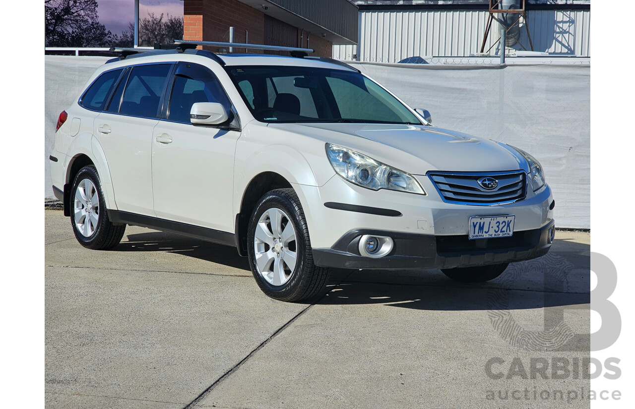 8/2009 Subaru Outback 2.5i Premium MY09 4d Wagon White 2.5L