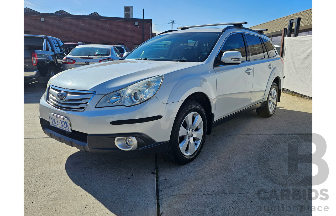 8/2009 Subaru Outback 2.5i Premium MY09 4d Wagon White 2.5L