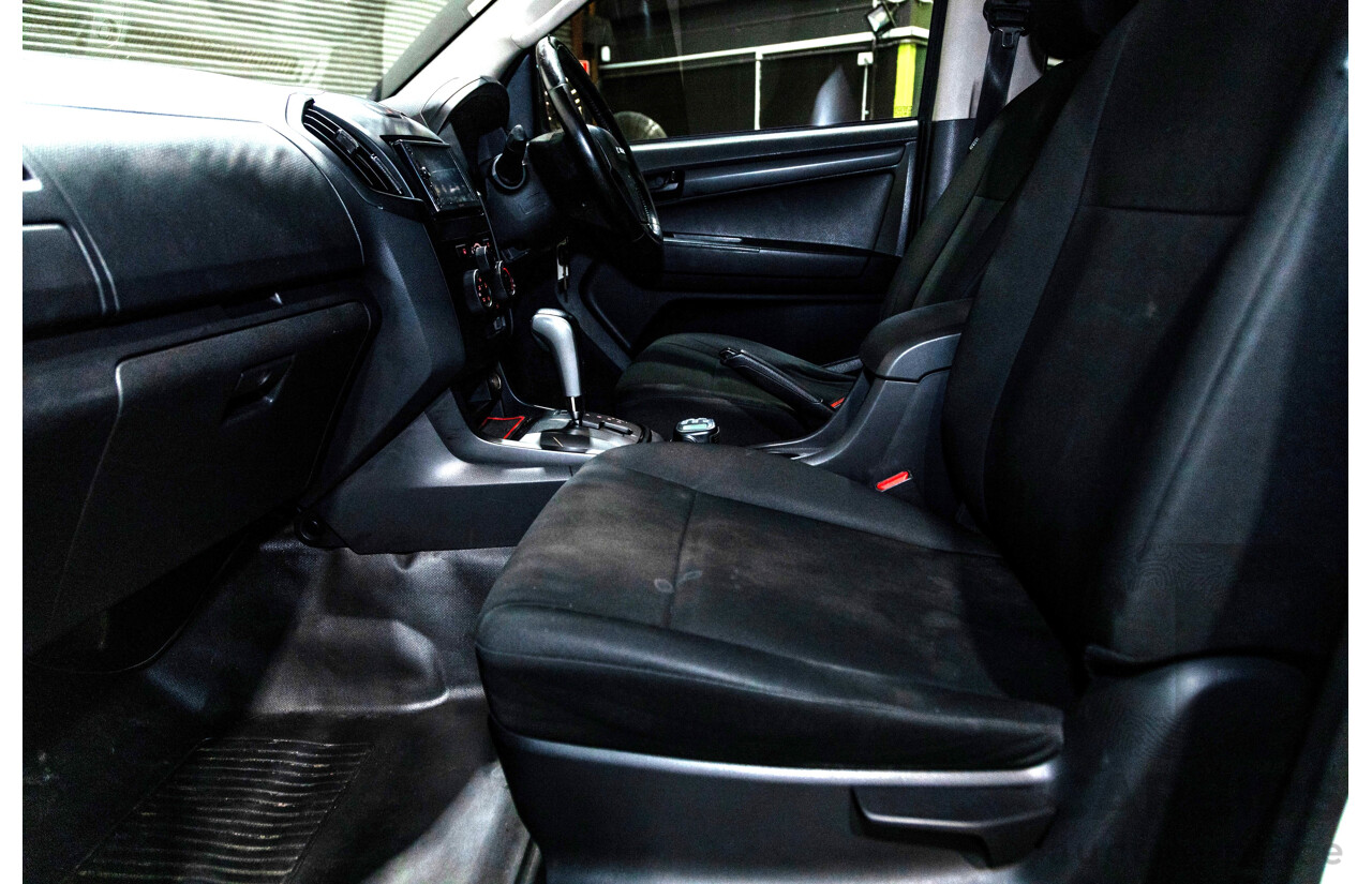 11/2012 Isuzu D-Max SX TF MY12 Crew Cab Utility White Turbo Diesel 3.0L