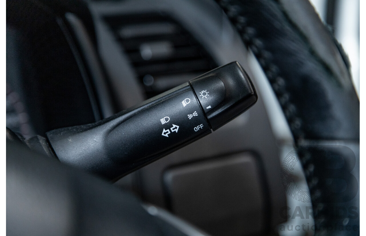 11/2012 Isuzu D-Max SX TF MY12 Crew Cab Utility White Turbo Diesel 3.0L