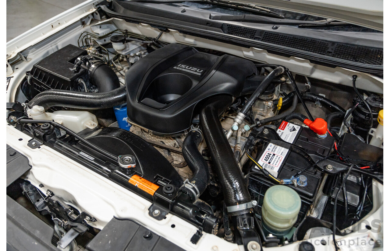 11/2012 Isuzu D-Max SX TF MY12 Crew Cab Utility White Turbo Diesel 3.0L