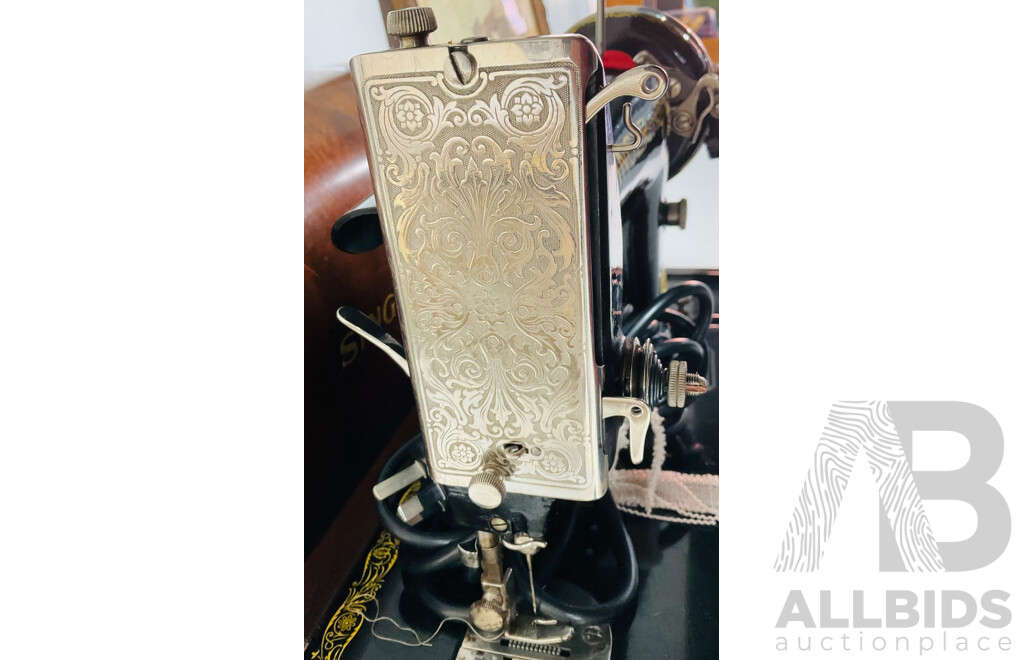 Vintage Electric Knee Lever Singer Sewing Machine with Curved Bentwood Hard Case and Key