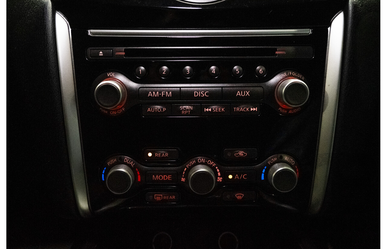 7/2015 Nissan Pathfinder ST R52 4d Wagon Metallic Silver V6 3.5L - 7 Seater