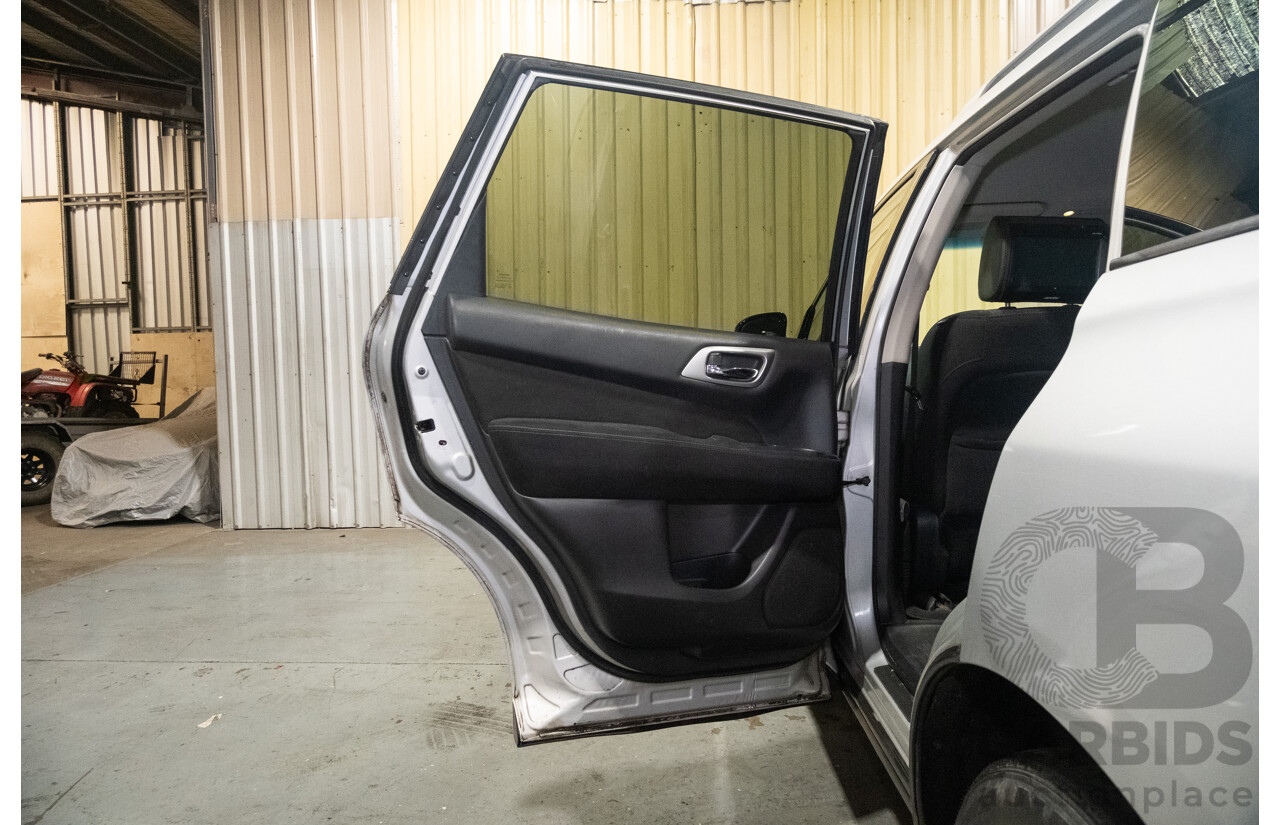 7/2015 Nissan Pathfinder ST R52 4d Wagon Metallic Silver V6 3.5L - 7 Seater