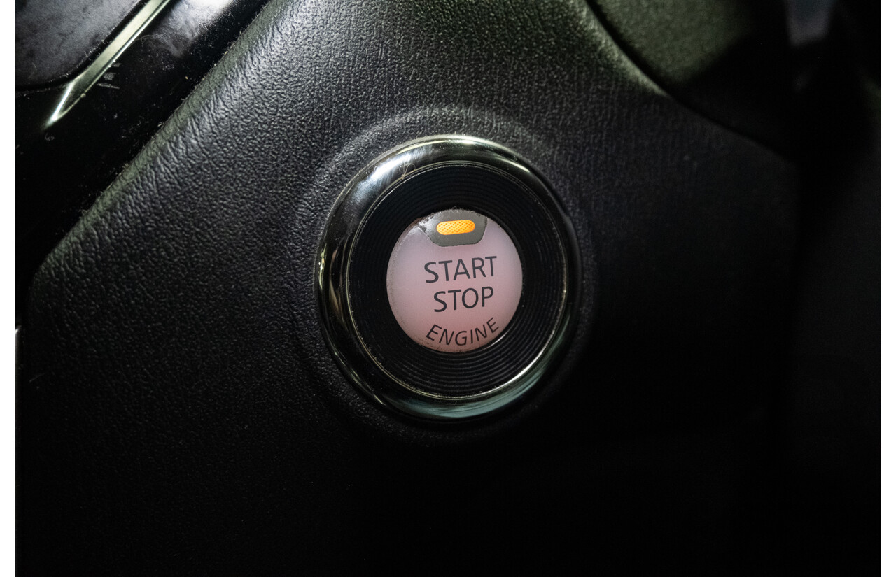 7/2015 Nissan Pathfinder ST R52 4d Wagon Metallic Silver V6 3.5L - 7 Seater