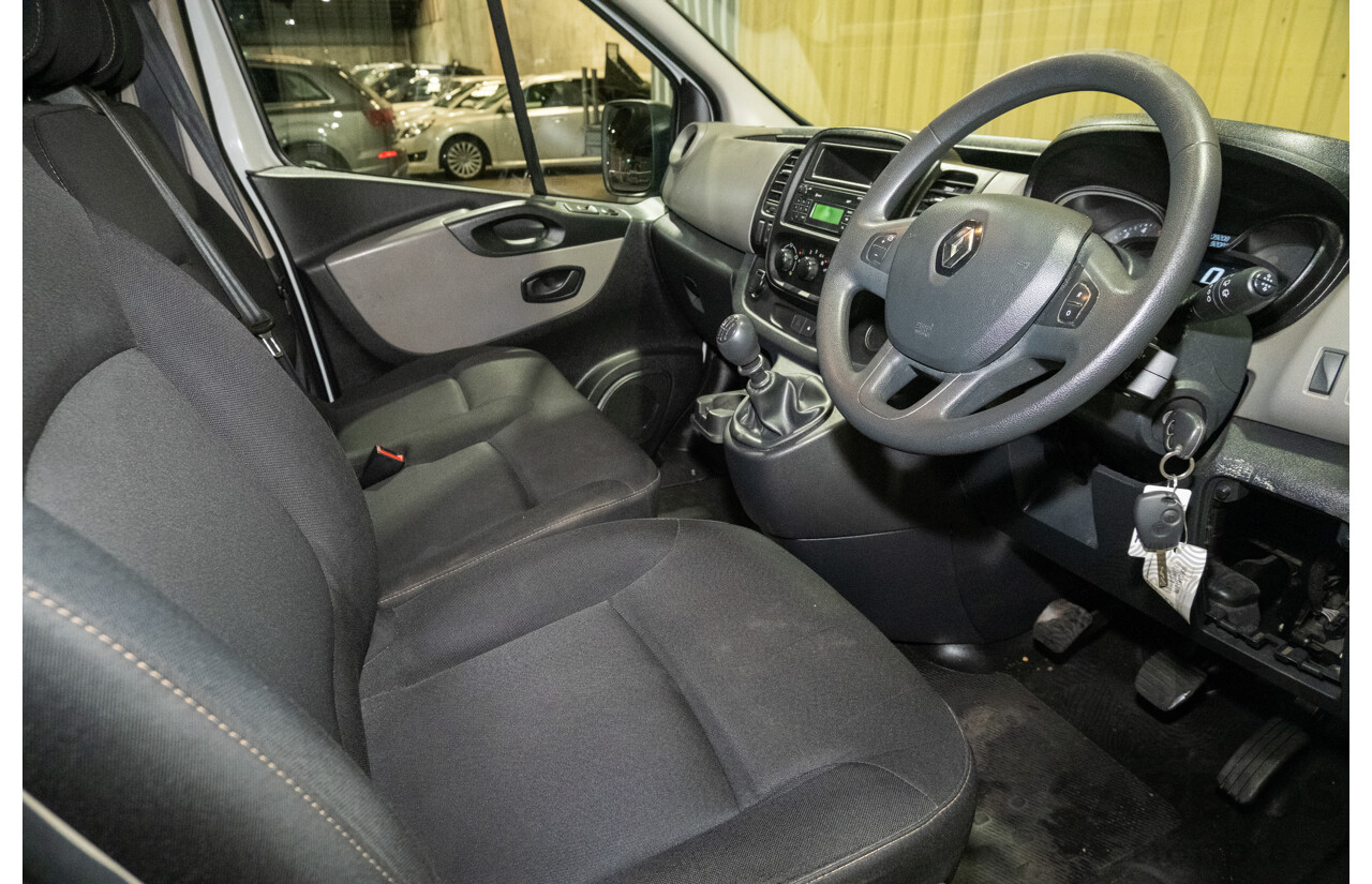 1/2019 Renault Trafic SWB X82 4d Van White Turbo Diesel 1.6L