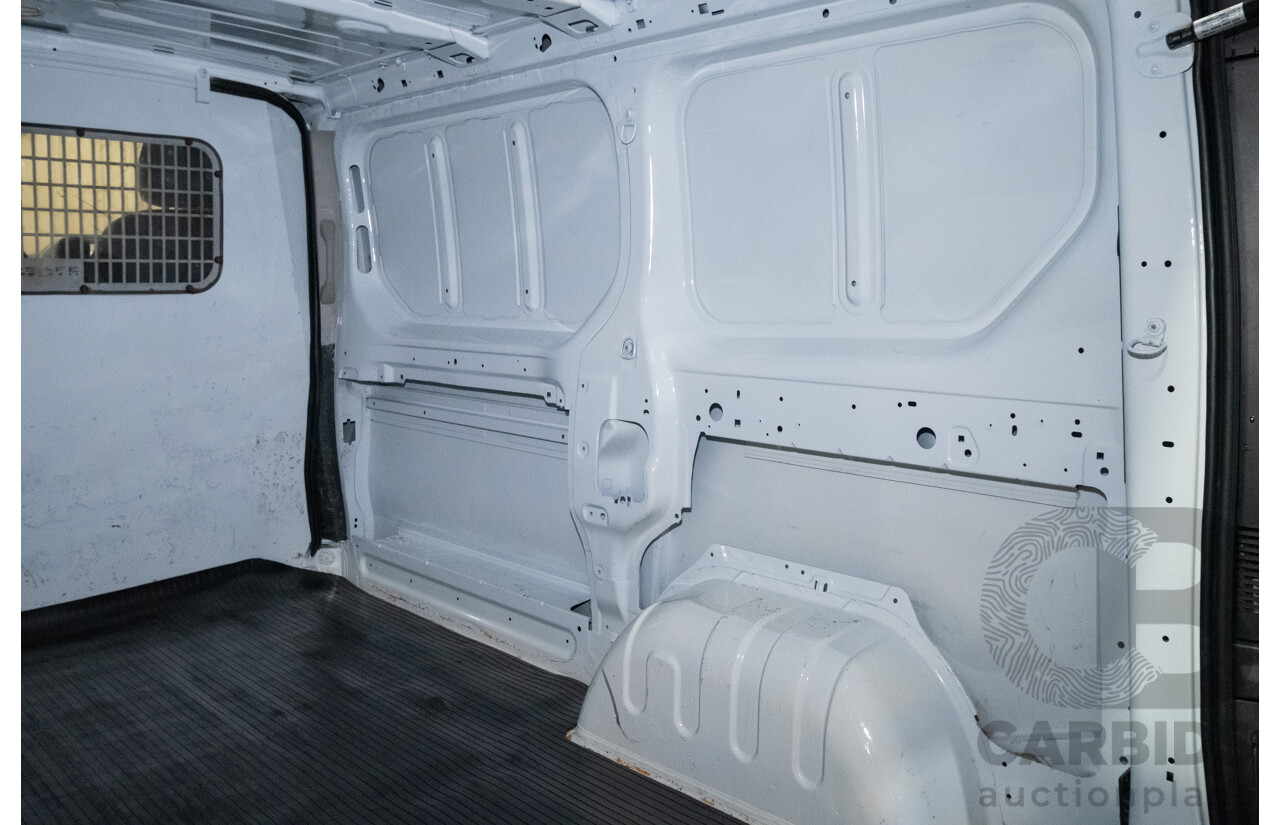 1/2019 Renault Trafic SWB X82 4d Van White Turbo Diesel 1.6L