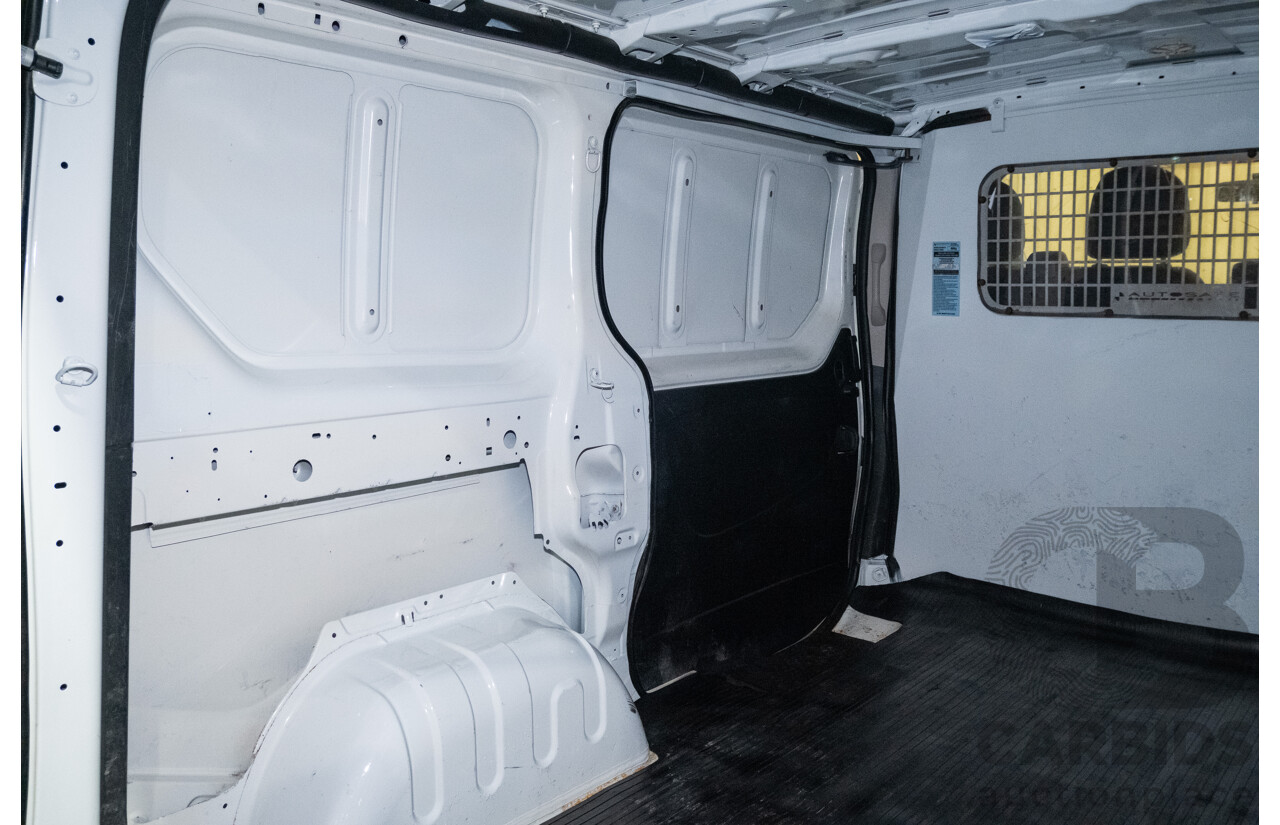 1/2019 Renault Trafic SWB X82 4d Van White Turbo Diesel 1.6L