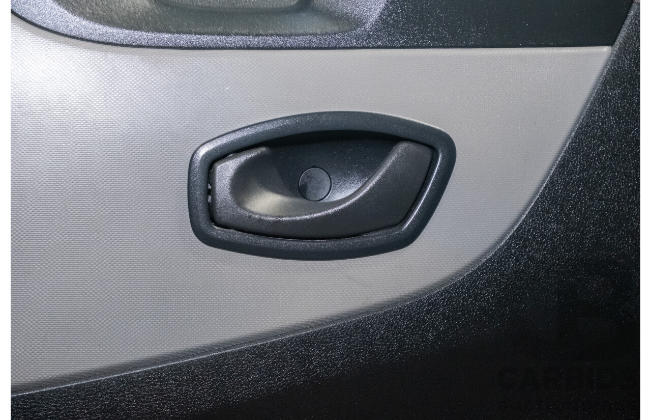 1/2019 Renault Trafic SWB X82 4d Van White Turbo Diesel 1.6L