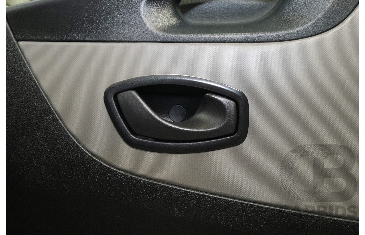 1/2019 Renault Trafic SWB X82 4d Van White Turbo Diesel 1.6L