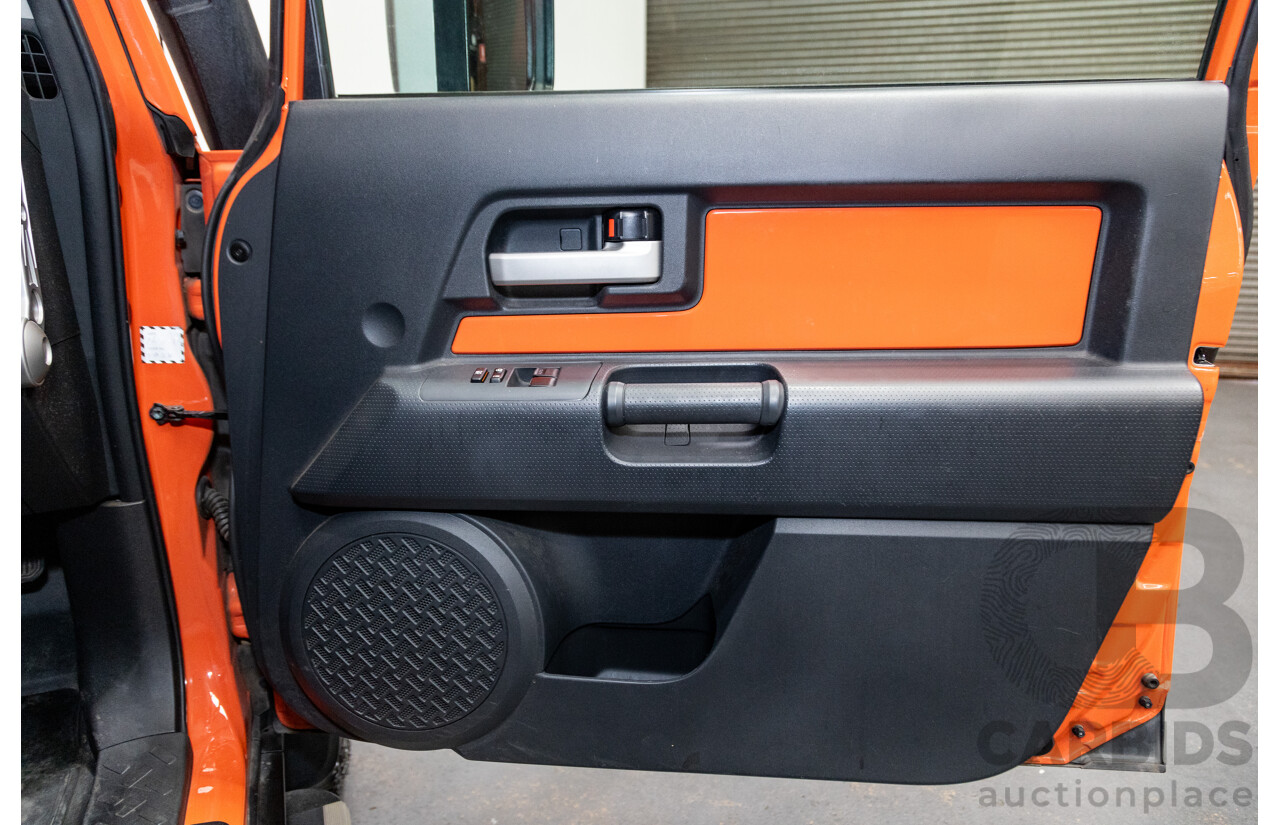 12/2012 Toyota Fj Cruiser (4x4) GSJ15R 4d Wagon Orange Clay V6 4.0L
