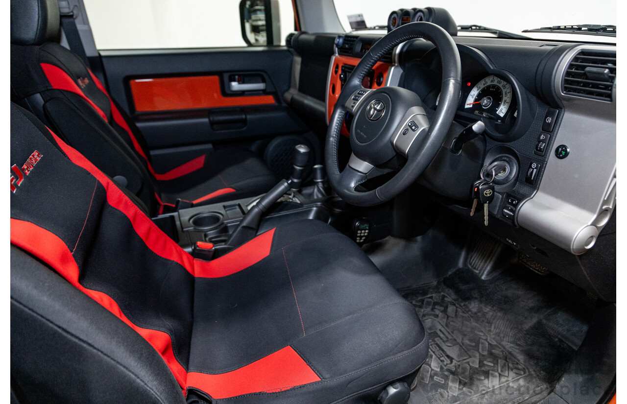 12/2012 Toyota Fj Cruiser (4x4) GSJ15R 4d Wagon Orange Clay V6 4.0L