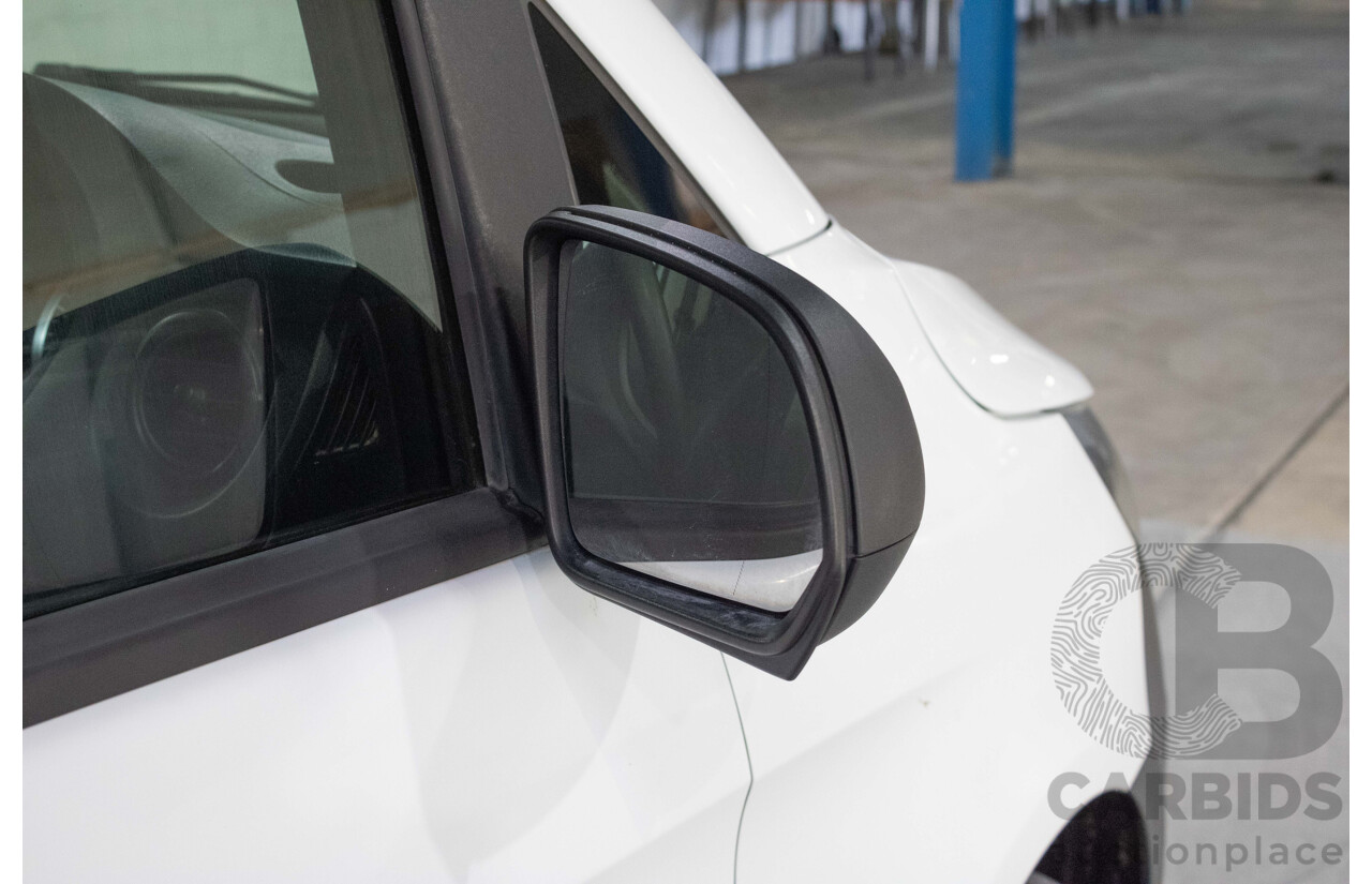 8/2016 Mercedes-Benz Vito 111CDI Compact MY16 4d Van White Turbo Diesel 2.1L