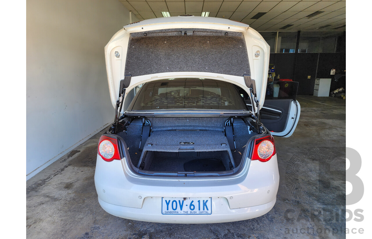 01/2010 Volkswagen Eos 103 TDI WHITE NIGHT FWD 1F MY09 UPGRADE 2D Convertible White 2.0L