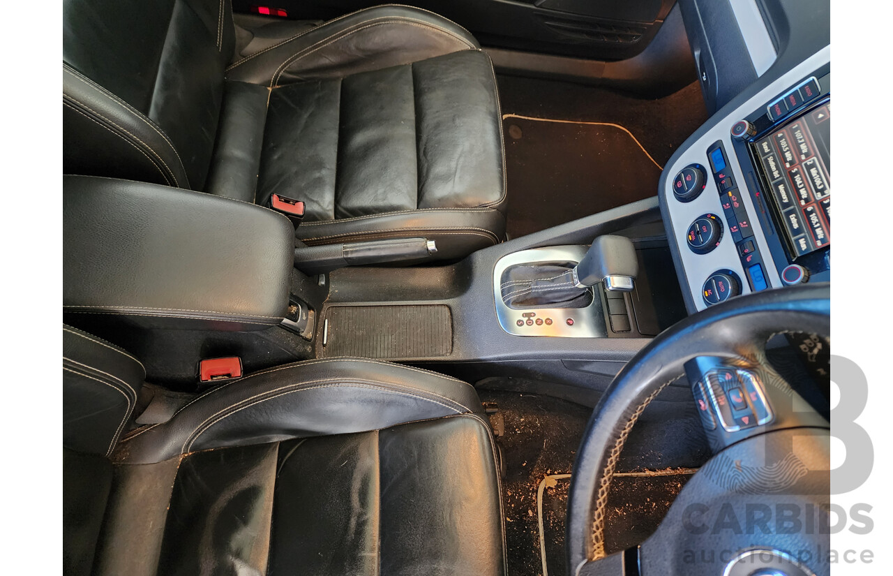 01/2010 Volkswagen Eos 103 TDI WHITE NIGHT FWD 1F MY09 UPGRADE 2D Convertible White 2.0L