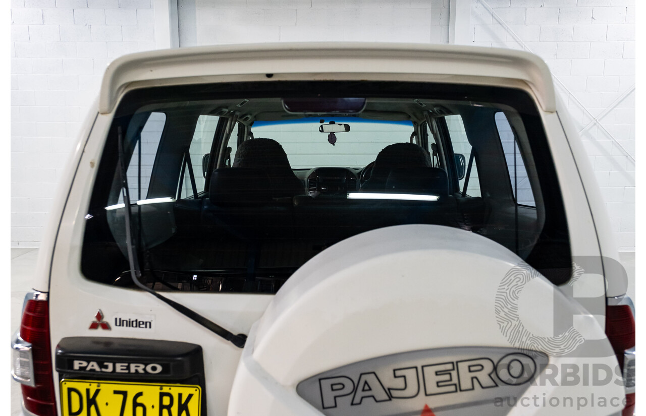 9/2002 Mitsubishi Pajero Exceed LWB (4x4) NM 4d Wagon White V6 3.5L - 7 Seater