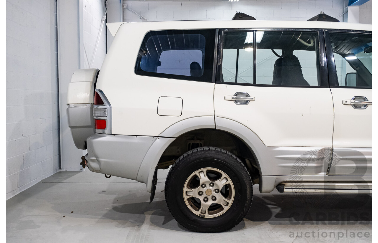 9/2002 Mitsubishi Pajero Exceed LWB (4x4) NM 4d Wagon White V6 3.5L - 7 Seater