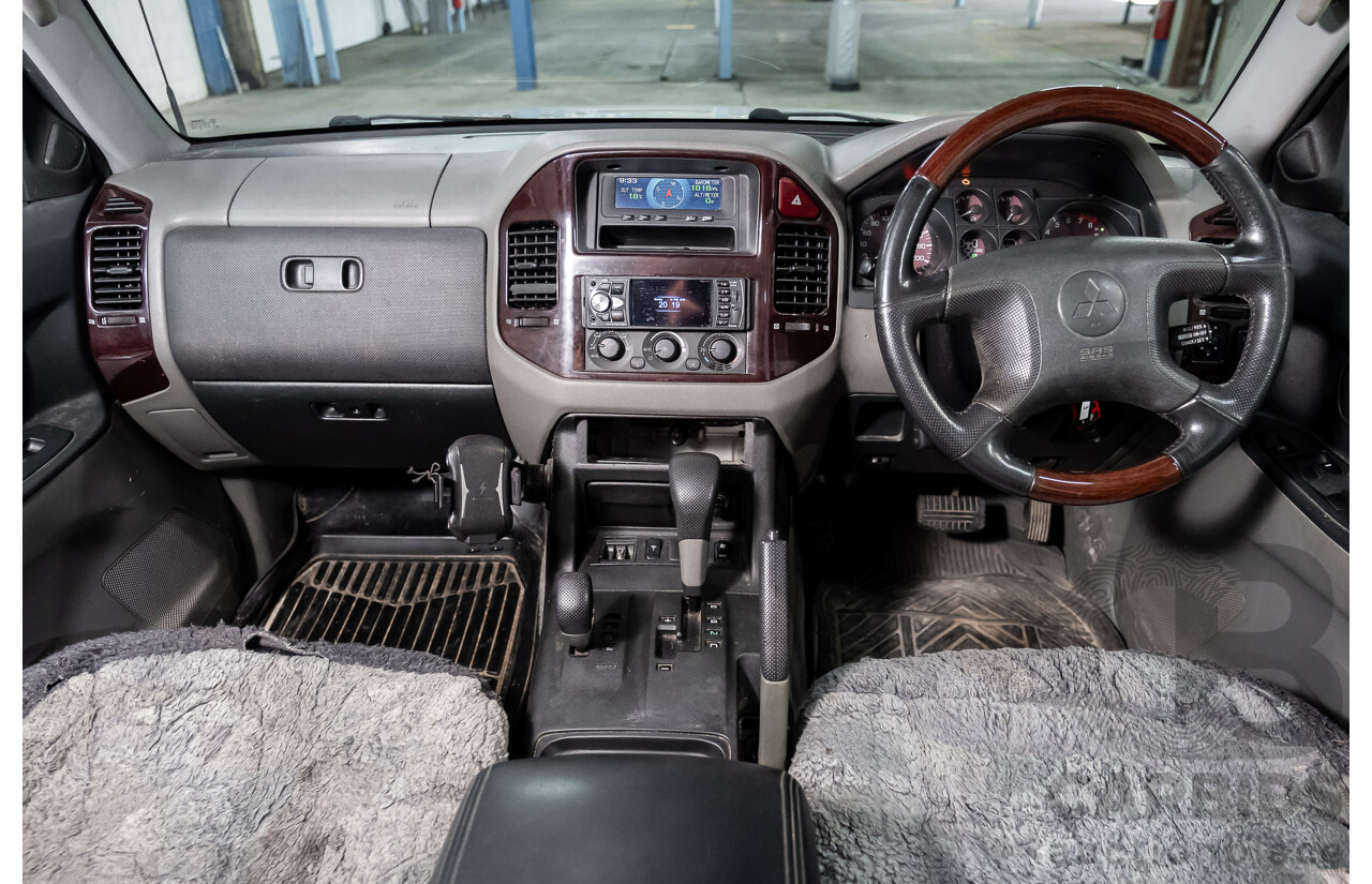 9/2002 Mitsubishi Pajero Exceed LWB (4x4) NM 4d Wagon White V6 3.5L - 7 Seater