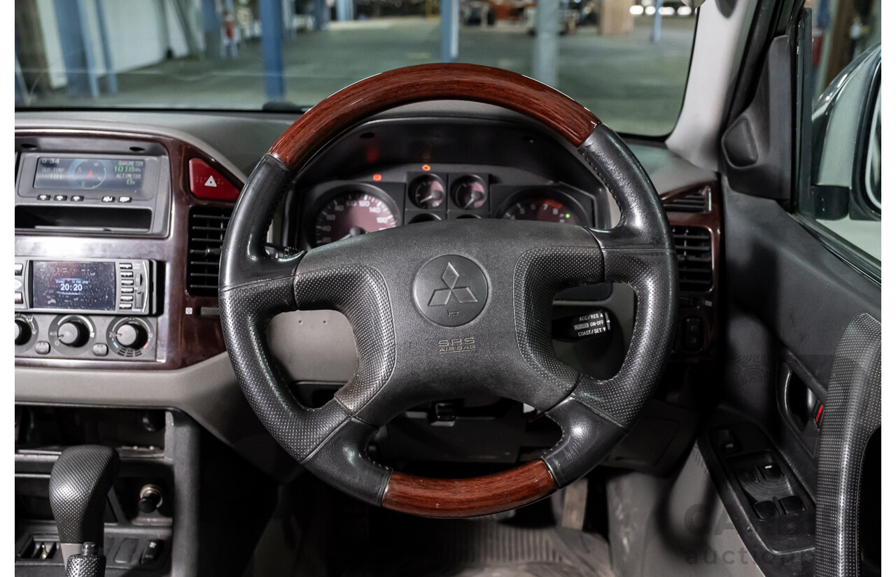 9/2002 Mitsubishi Pajero Exceed LWB (4x4) NM 4d Wagon White V6 3.5L - 7 Seater