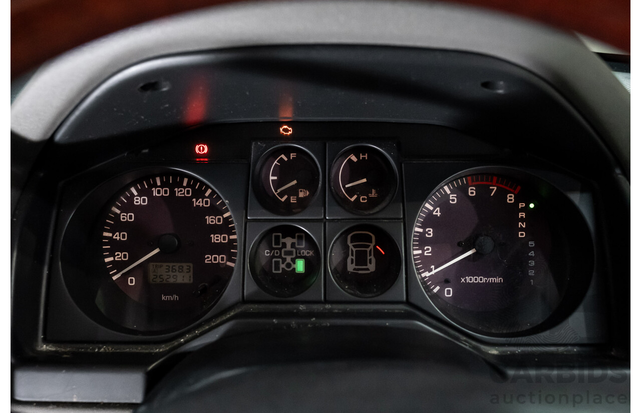 9/2002 Mitsubishi Pajero Exceed LWB (4x4) NM 4d Wagon White V6 3.5L - 7 Seater